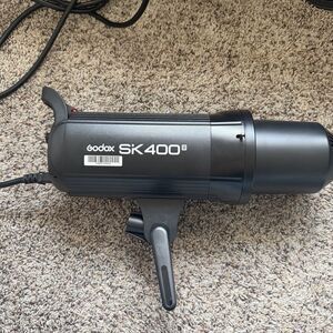 SK II Godox SK 400II Professional Studio Flash Used 2x w/Hood